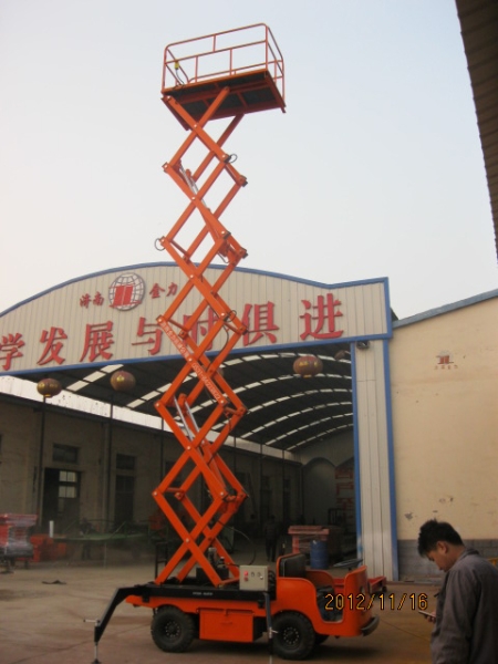 广州自行式升降机