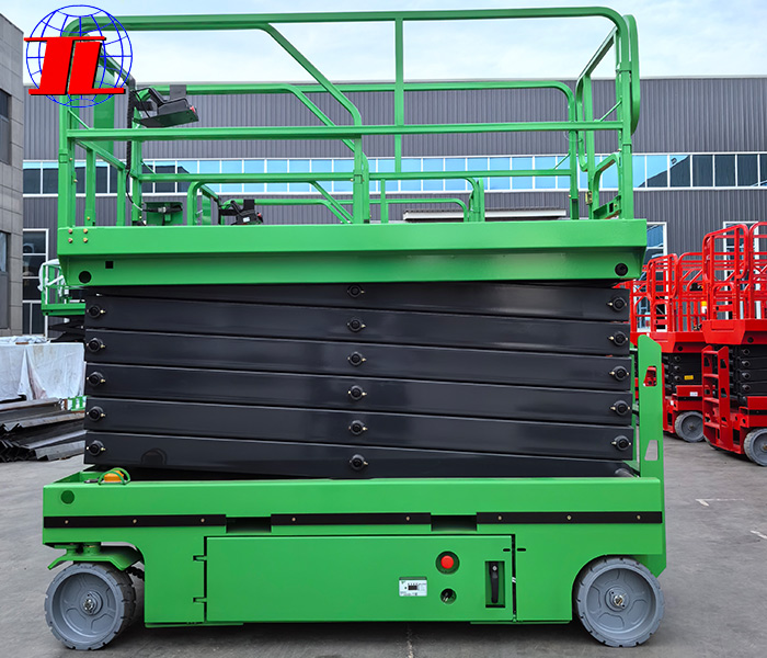 广州自行走升降机